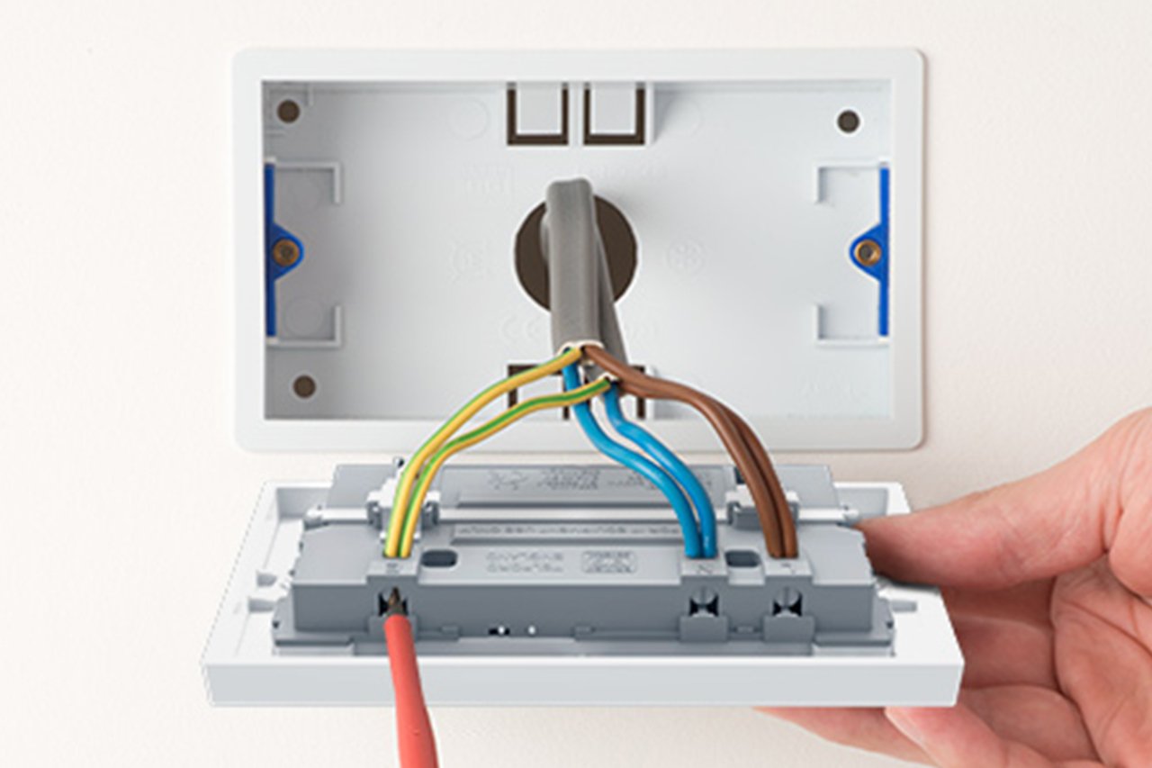 Electrical Installs & Repair